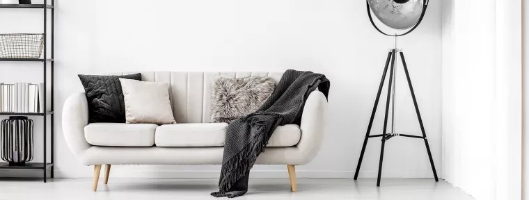 Minimalizm kolorystyczny. Czarno – białe wnętrza. 